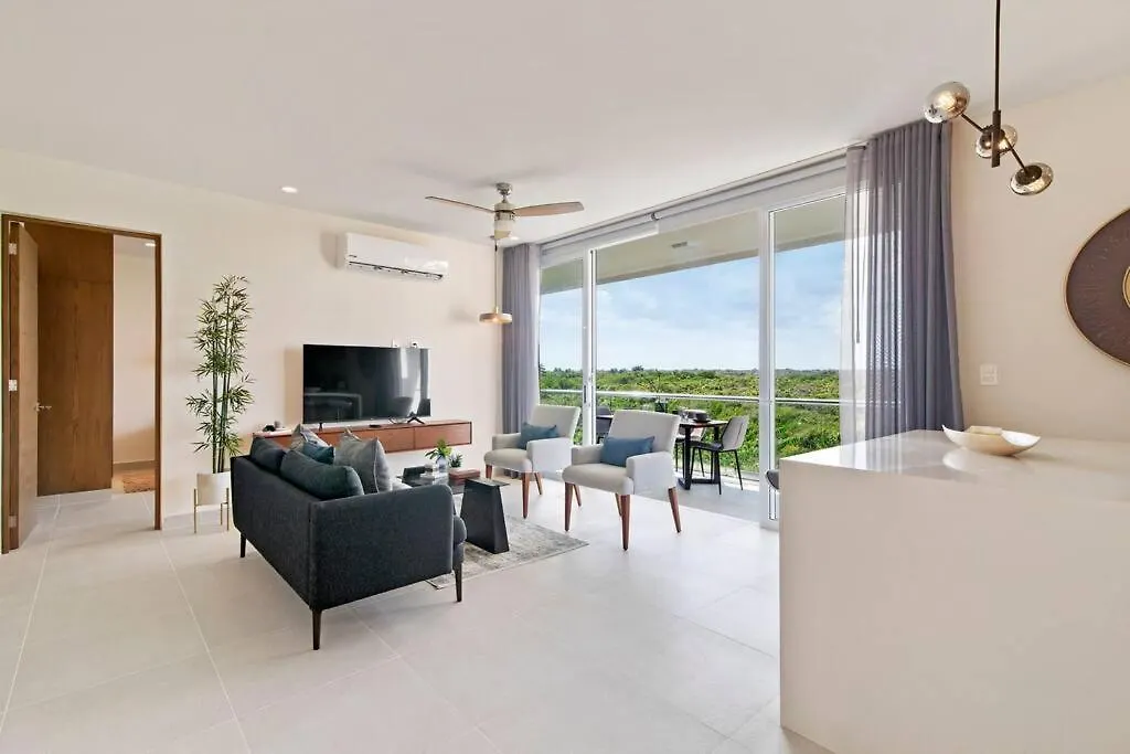 Jungle Joy Prv Jacuzzi Beach Access Rooftop Pools W Sea Views + Beach Club Akumal Mexico